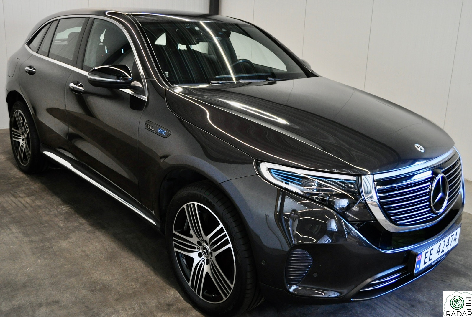 MERCEDES-BENZ EQC 400 4MATIC SE DENNE!FSH 26!SER"NY"UT.2 ÅR GARANTI! NY EU.FACE LIFT