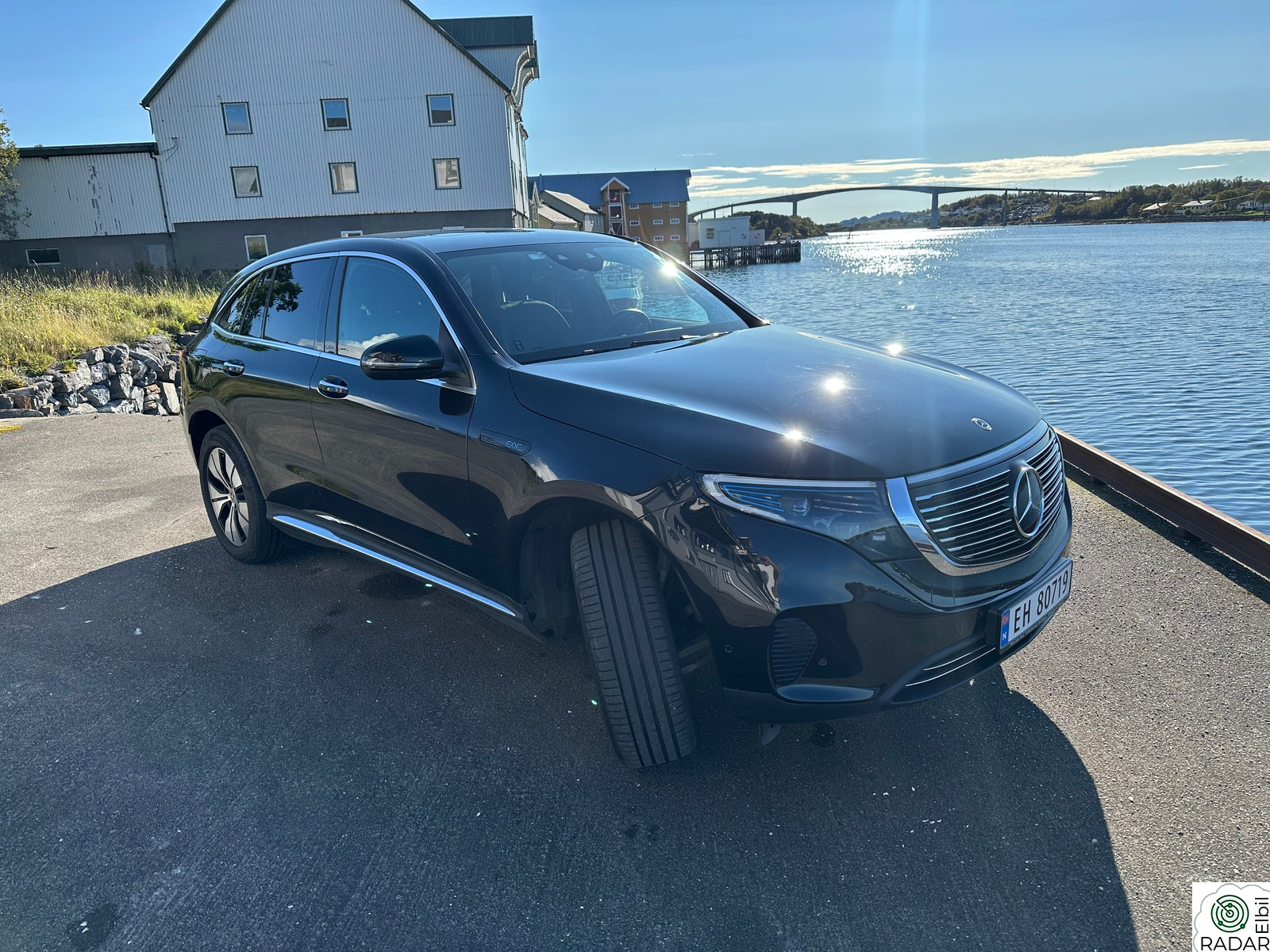 MERCEDES-BENZ EQC 400 4MATIC 400 4MATIC AMG Line, garanti til 2029, Head-up, Soltak