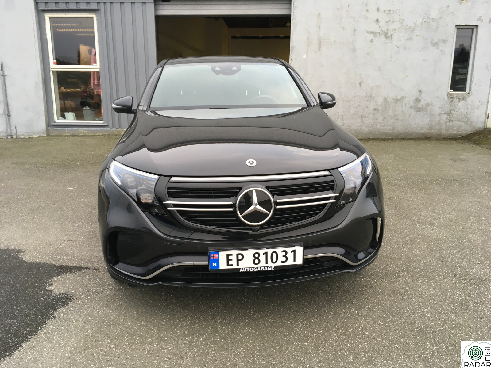MERCEDES-BENZ EQC 400 4MATIC AMG utgave.