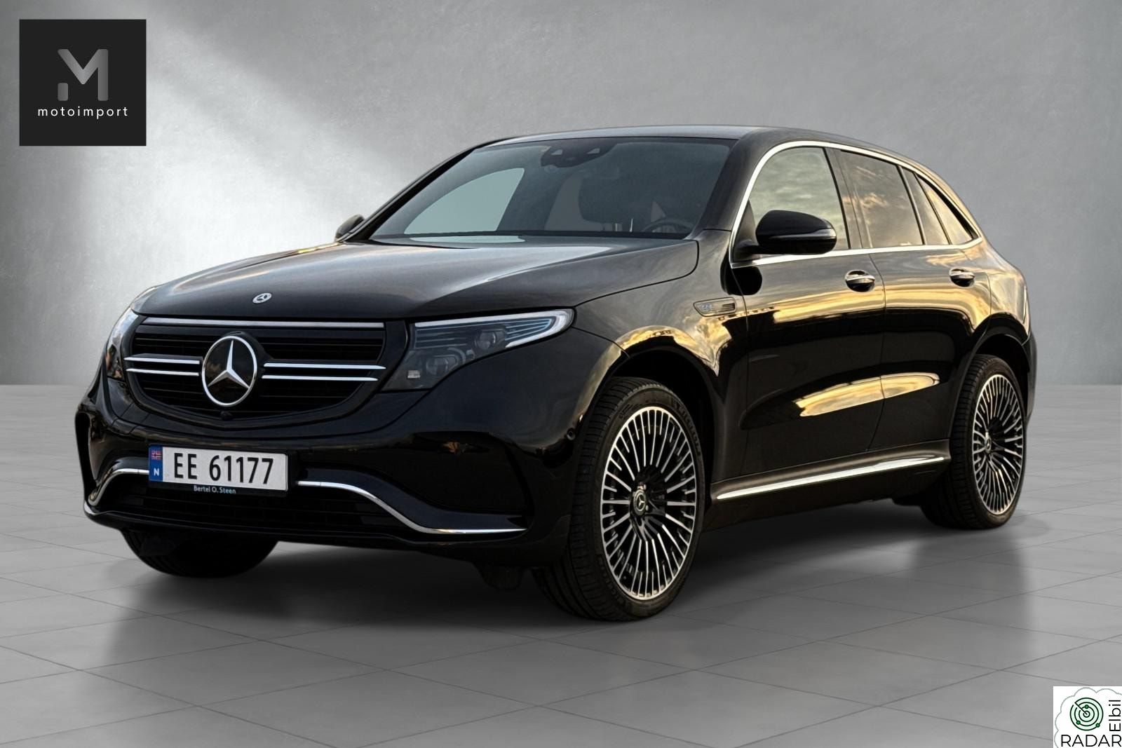 MERCEDES-BENZ EQC 400 4MATIC 2x/AMG/SKINN/MEMORY/DISTRONIC/IHC+/360*KAM/APPLE/KROK