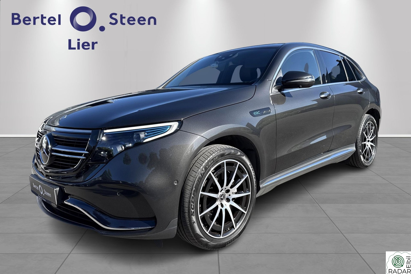 MERCEDES-BENZ EQC 400 4MATIC EQC 400 4MATIC – AMG Line | 2023 | 360° kamera