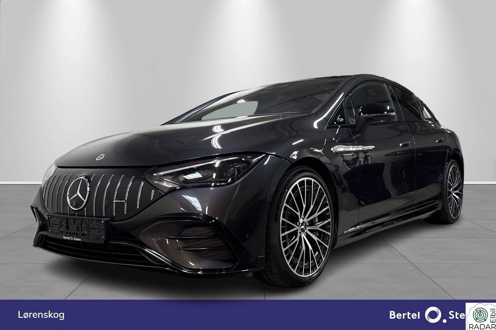 MERCEDES-BENZ AMG EQE 43 4MATIC Burmester 3D/HUD/Panorama/Bakakselstyring/Fullutstyrt