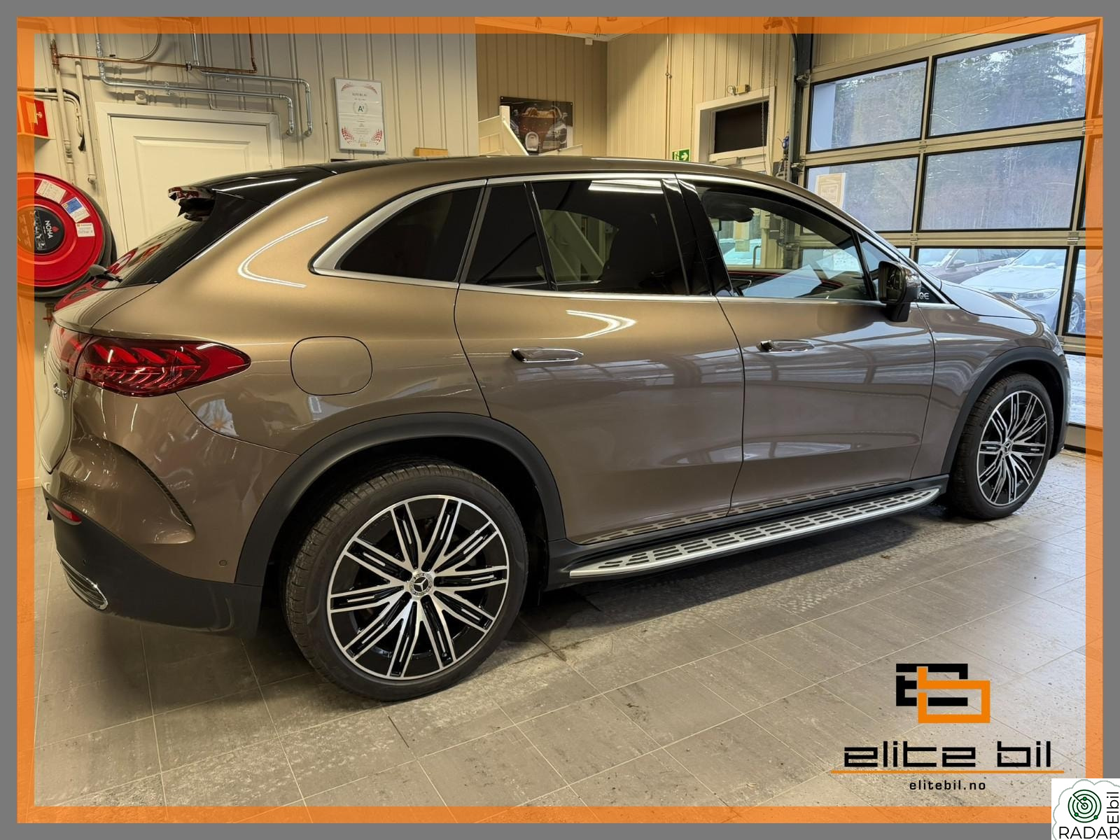 MERCEDES-BENZ EQE 350 4MATIC AMG | Luftfjæring | Burmester | Matrix | Panorama | 21"