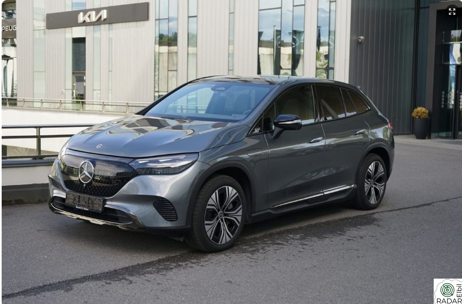 MERCEDES-BENZ EQE 350 4MATIC EQE350 4Matic Special edition plus / Godt utstyrt