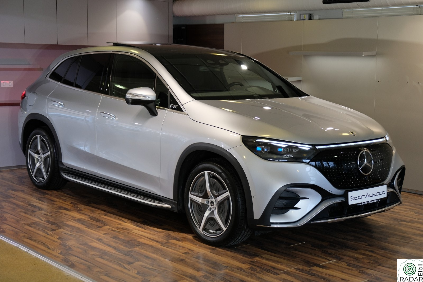 MERCEDES-BENZ EQE 500 4MATIC 500 4M AMG/PremiumPlus/Hyperscreen/Massasje/HUD/Krok/++