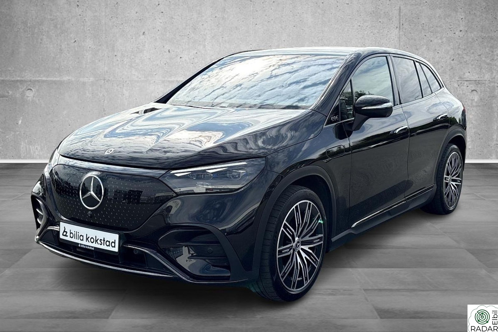 MERCEDES-BENZ EQE 500 4MATIC 500 4MATIC/AMG/360/PANO/HUD/BURMESTER/CARPLAY/S+V