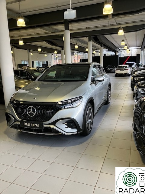 MERCEDES-BENZ EQE 500 4MATIC Bakhjulstyring | Burmester 3D | Panorama glasstak | AMG