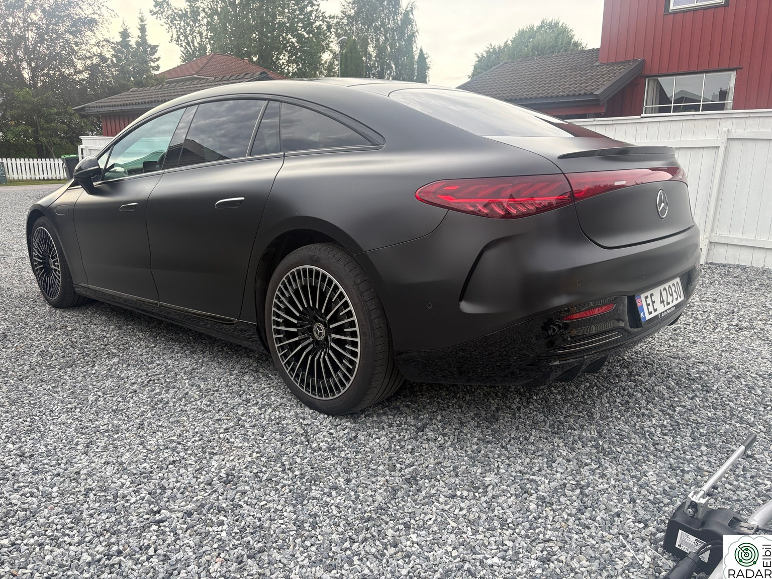 MERCEDES-BENZ EQS 450+ 450+