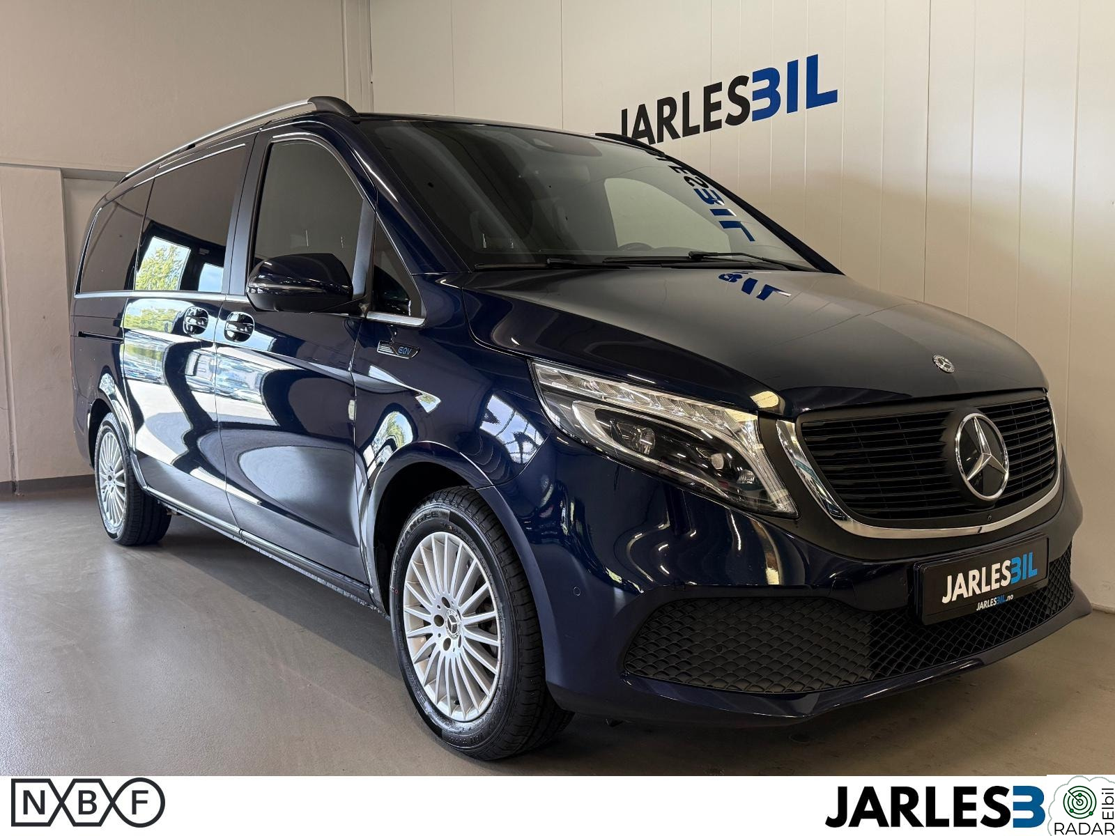 MERCEDES-BENZ EQV Avantgarde 7-Seter /ACC/LED/360/DAB/2x Skyvedør/Garanti