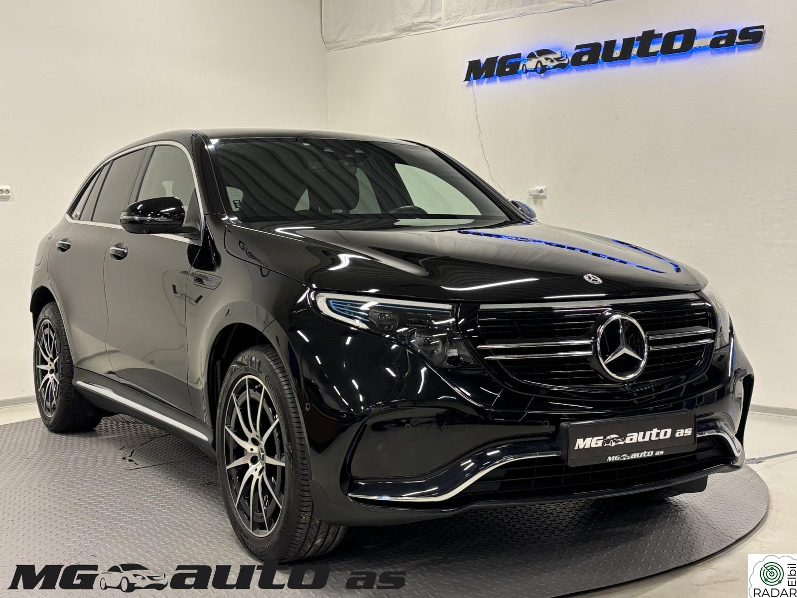 MERCEDES-BENZ EQC 400 4MATIC 400 4MATIC*AMG*ADAP CRUISE*NAVI*360 KAMERA*KROK