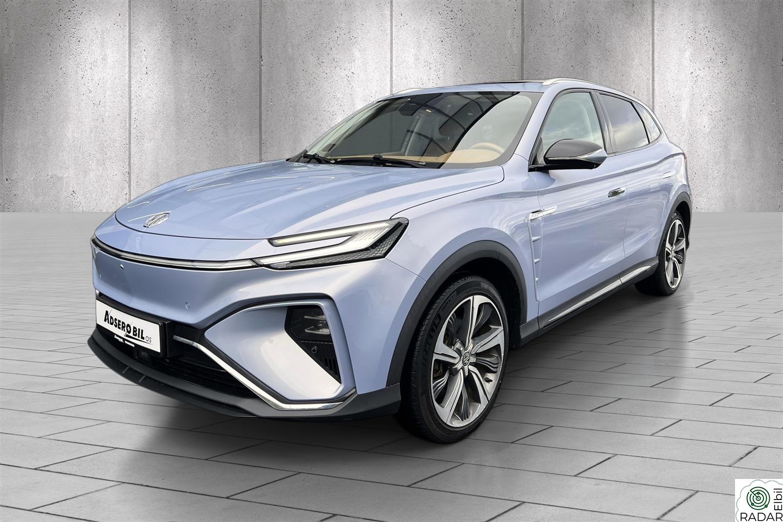 MG MARVEL R ELECTRIC AWD PERFORMACE HENGERFESTE