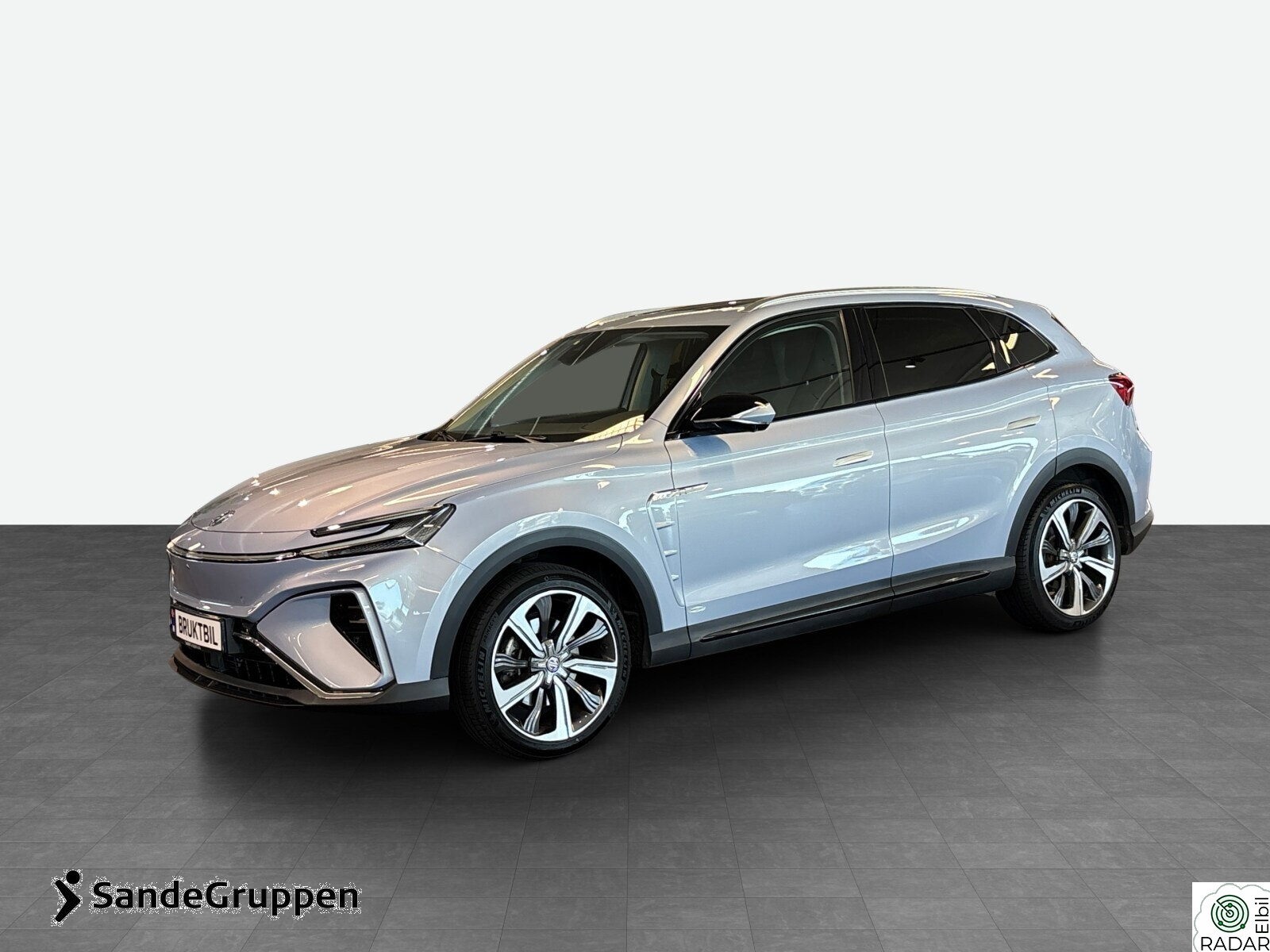 MG MARVEL R ELECTRIC 2WD Luxury /AVTAGBART HENGERFESTE/L.KLAR/