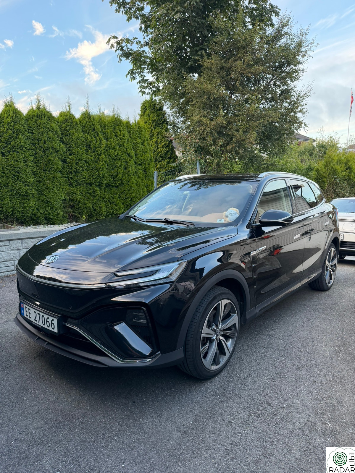 MG MARVEL R ELECTRIC Performance AWD