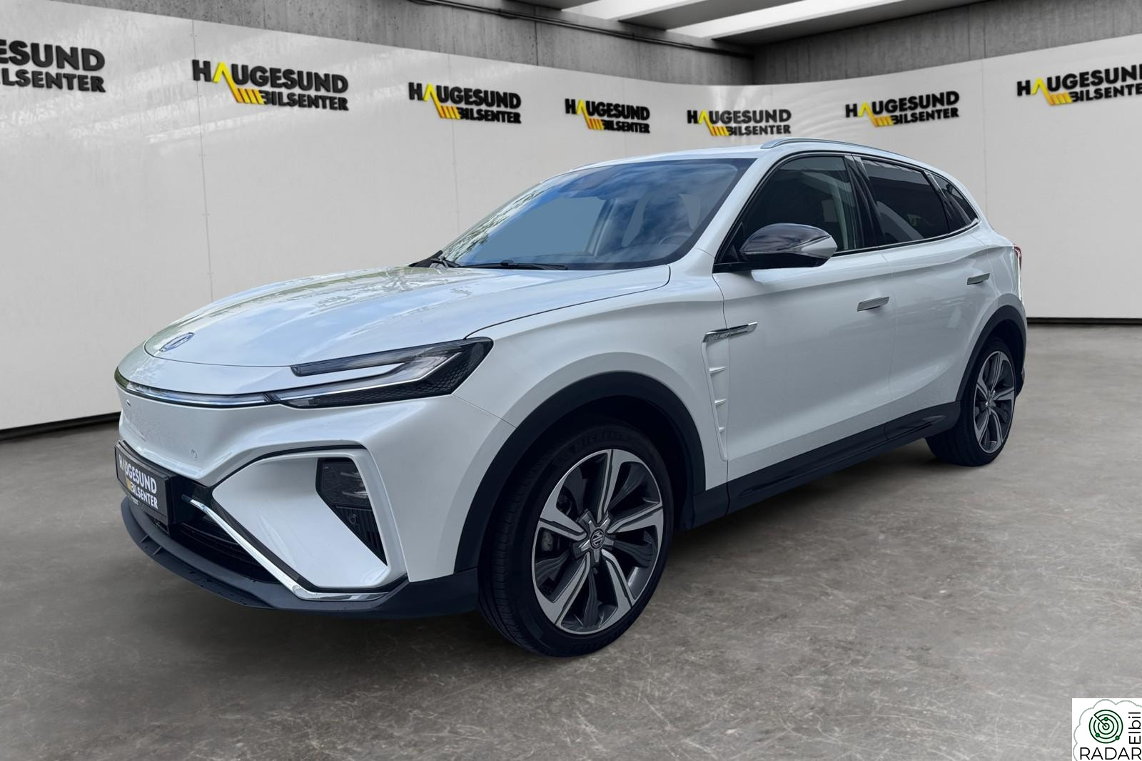MG Marvel R Electric AWD Performance | Panorama | Skinn | Bose