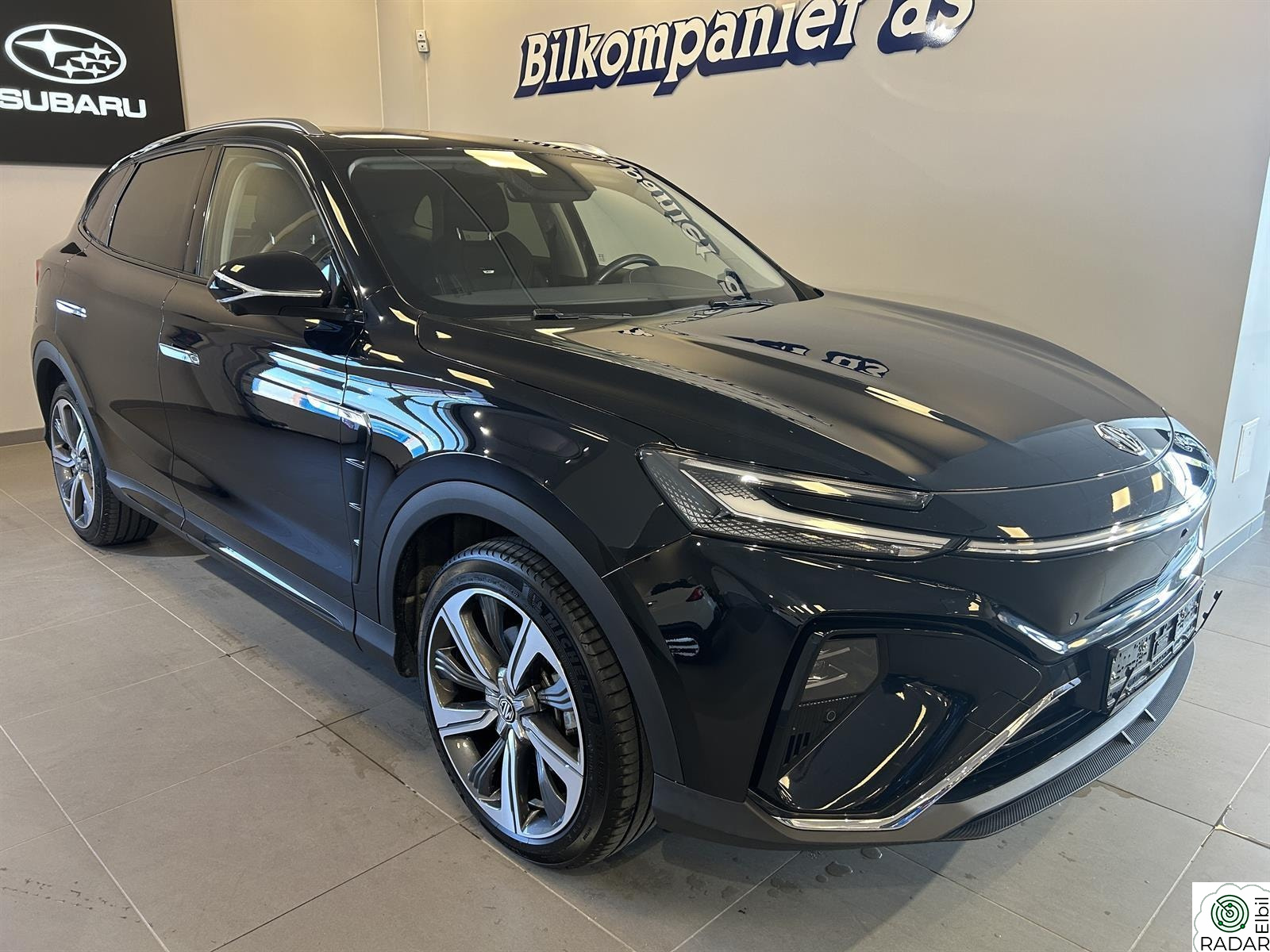 MG MARVEL R ELECTRIC LUXURY MARVEL R ELECTRIC