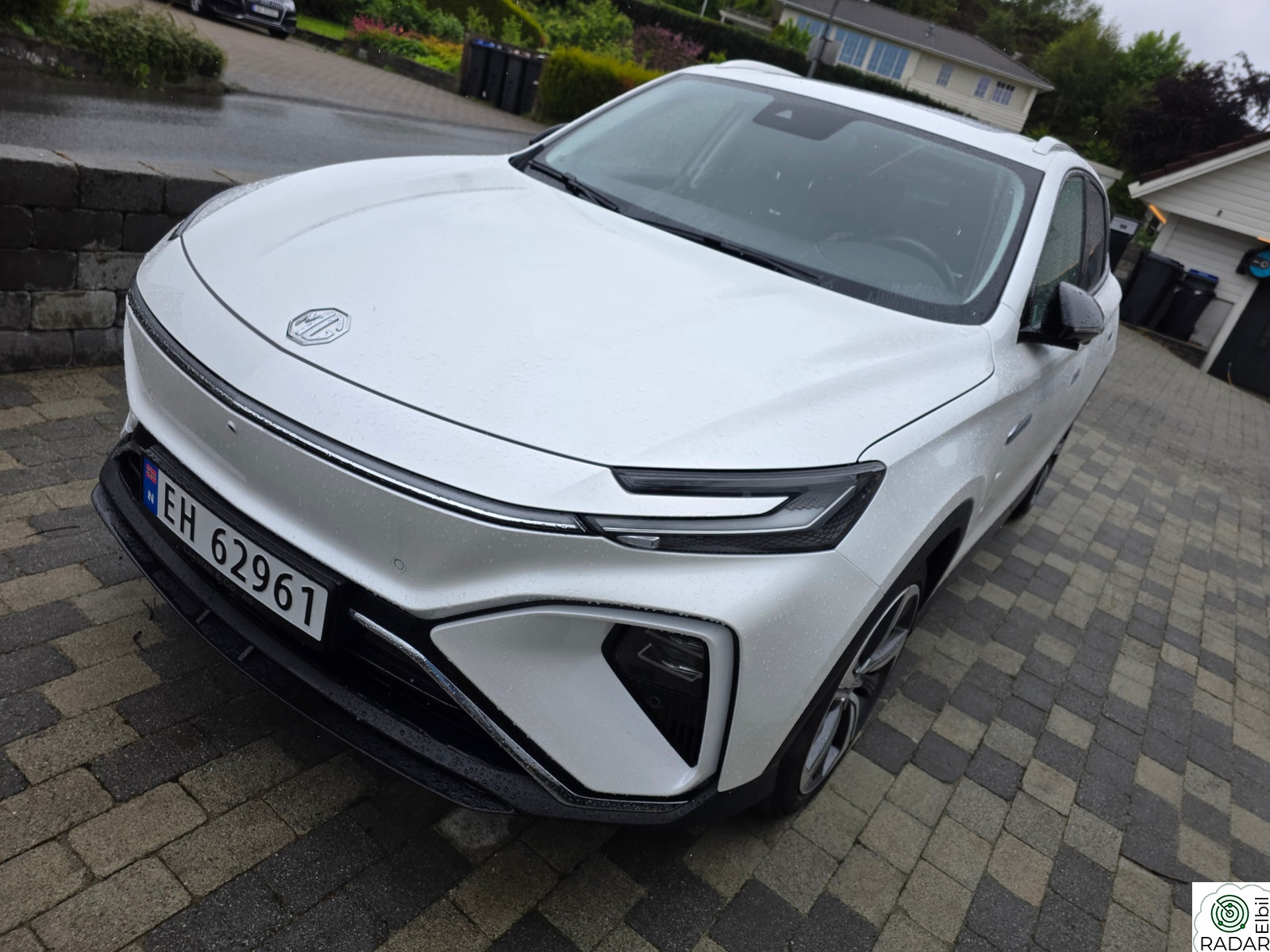 MG Marvel R Electric 4WD Performance