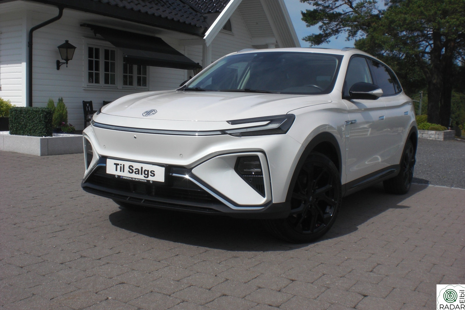 MG MARVEL R ELECTRIC MARVEL R EXECUT.PERFORM 4X4 SOLTAK NY SERV 0-KONT 2811