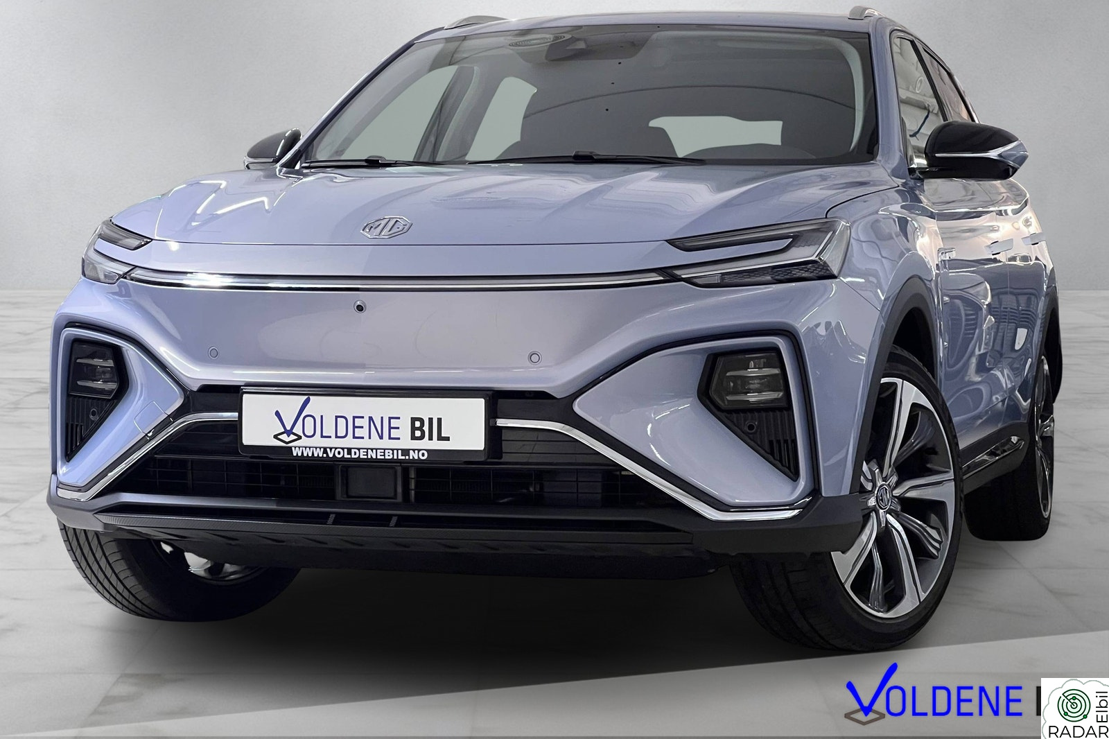 MG MARVEL R ELECTRIC PERFORMANCE 4WD//HF-GLASSTAK-BOSE-360-SKINN-ACC-BLIS