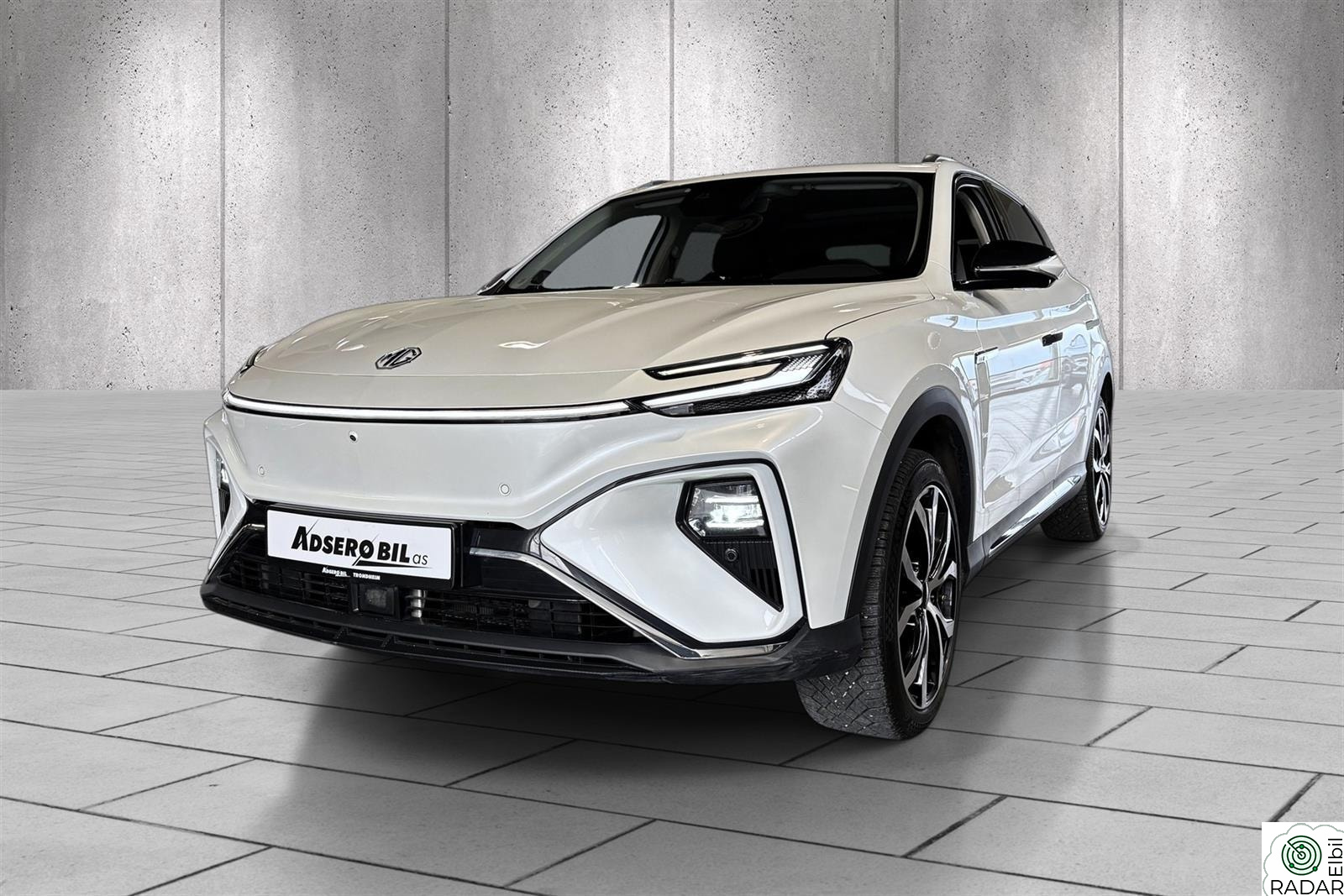 MG MARVEL R ELECTRIC AWD Performance med hengerfeste!