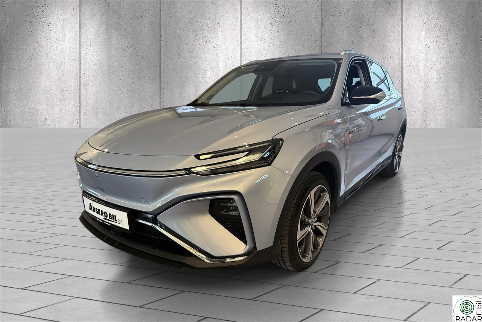 MG Marvel R Electric AWD Perfomance | Hengerfeste