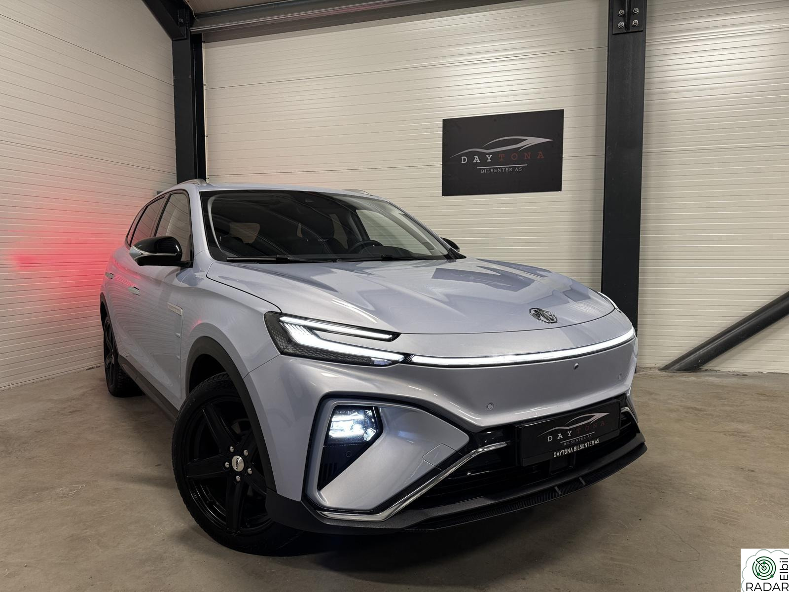 MG MARVEL R ELECTRIC Performance AWD Luxury/ Panorama/ BOSE/ 7 ÅRS GARANTI