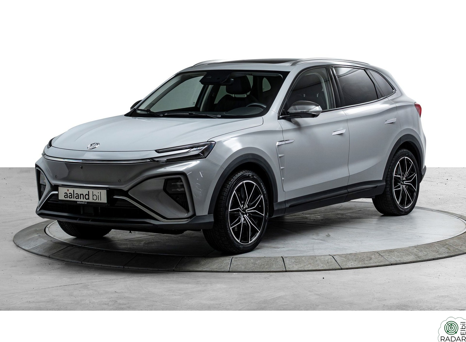 MG MARVEL R ELECTRIC LUXURY