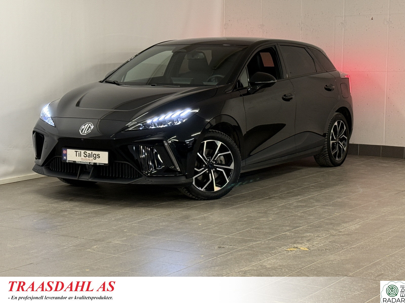 MG MG 4 ELECTRIC Luxury APP.CARPLAY/ACC/360/NAVI/BI-LED/7ÅR GARANTI