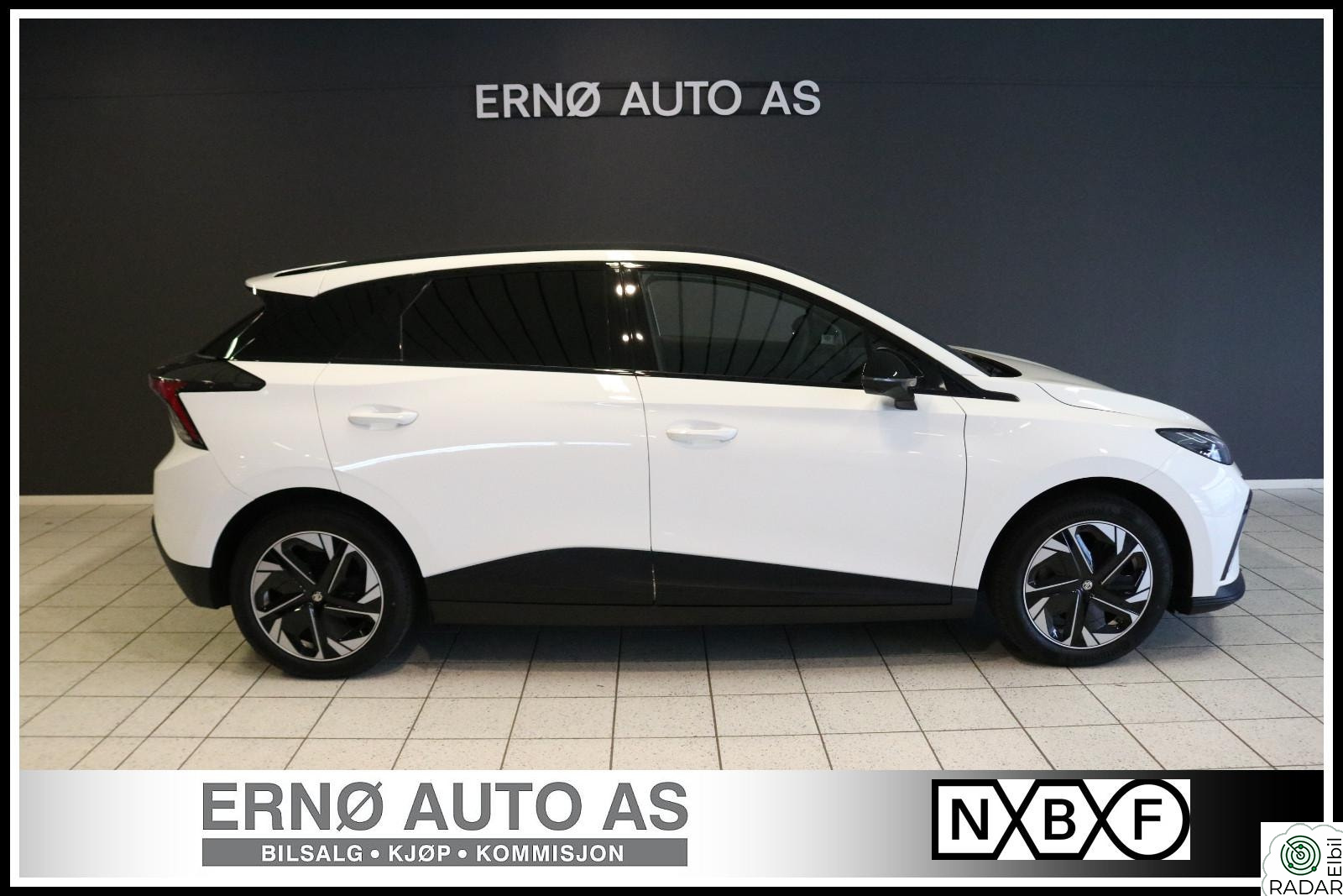 MG MG 4 ELECTRIC LUXURY 64KWh / 435KM / NY SERVICE / 360 / DELSKIN / DAB
