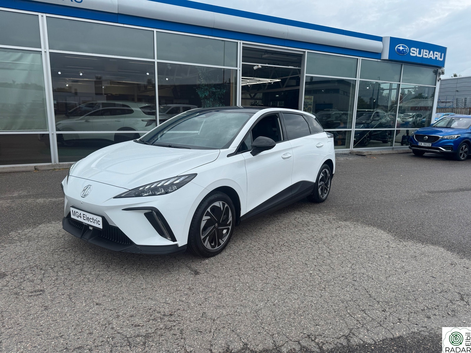 MG 4 ELECTRIC Luxury/64KWh/435Km/ACC/LKA/ELK