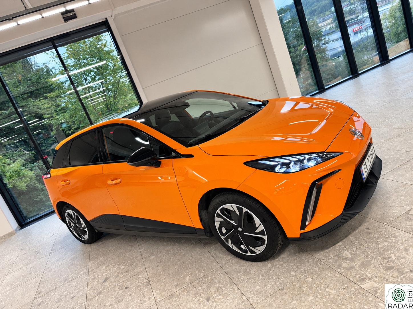 MG MG 4 ELECTRIC Luxury 64kWh 435km WLTP - Nybilgaranti tom. 07/11/2029