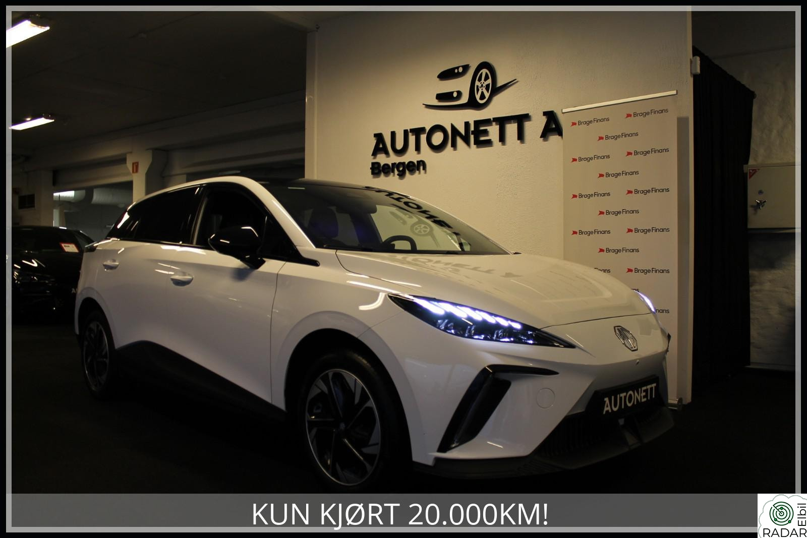 MG MG4 Electric Luxury,360kam,Acc,S/V-Hjul,Delskinn,435wltp,7år Garanti
