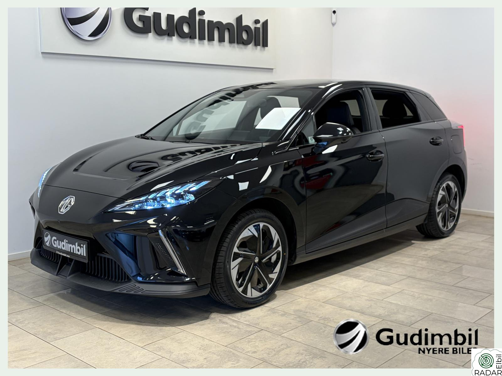 MG MG 4 ELECTRIC 204HK/LONG RANGE/LUXURY/435KM/ACC/CARPLAY/7 ÅR GARANT
