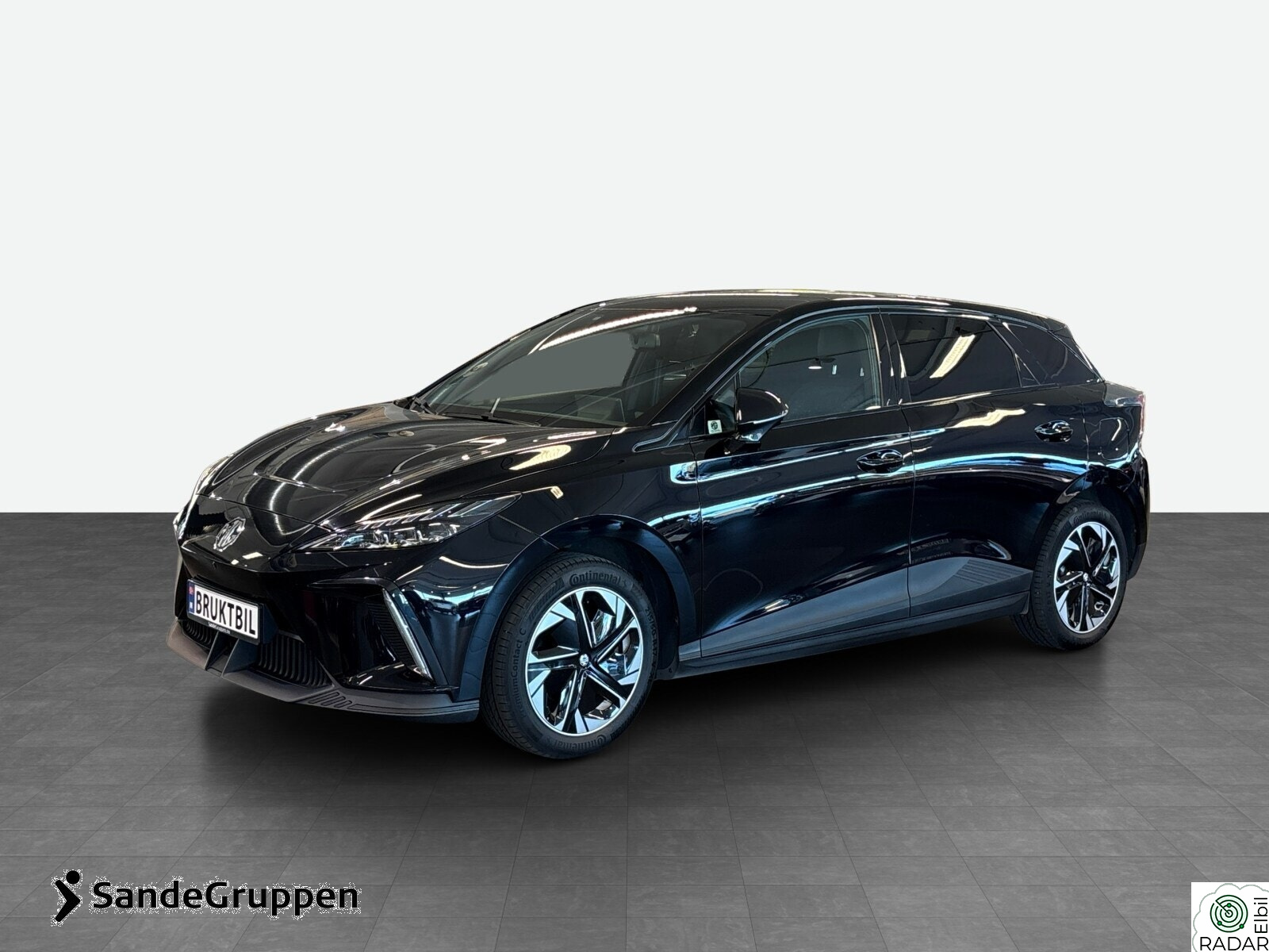 MG MG 4 ELECTRIC Luxury /Topputstyrt/ACC/Navi/R.Kam