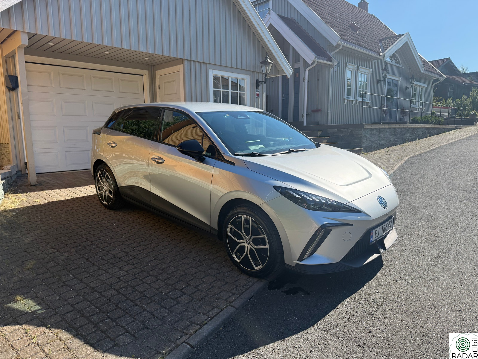 MG MG4 Electric Luxury