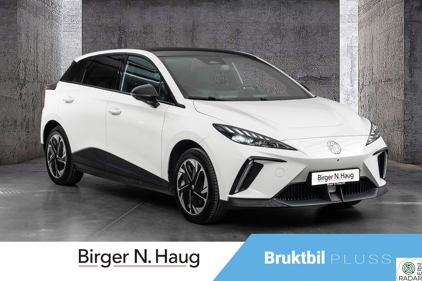 MG MG 4 ELECTRIC Luxury TOPPUTSTYRT OG LEVERINGSKLAR! RETT FRA SERVICE!