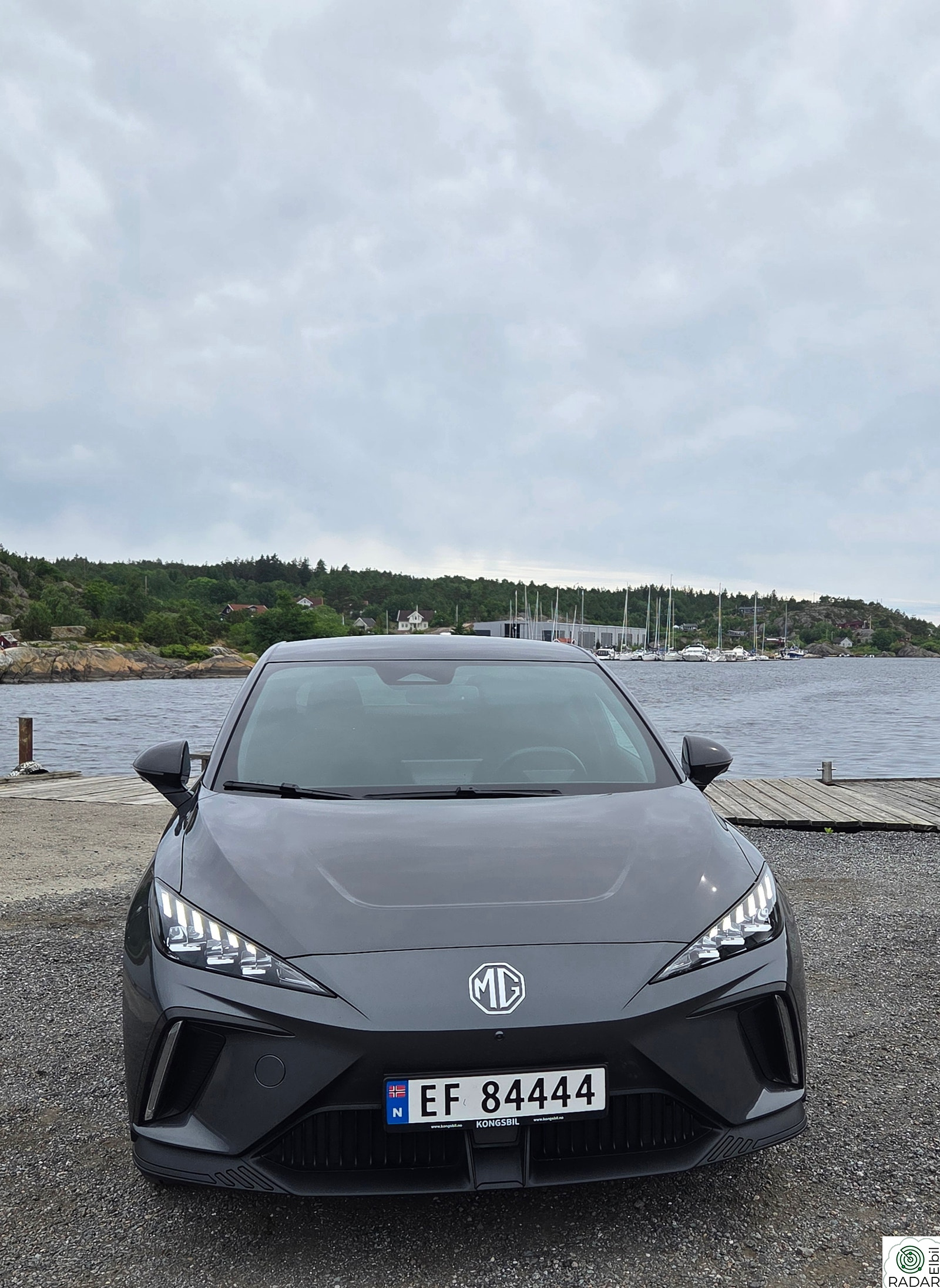 MG MG4 ELECTRIC Luxury
