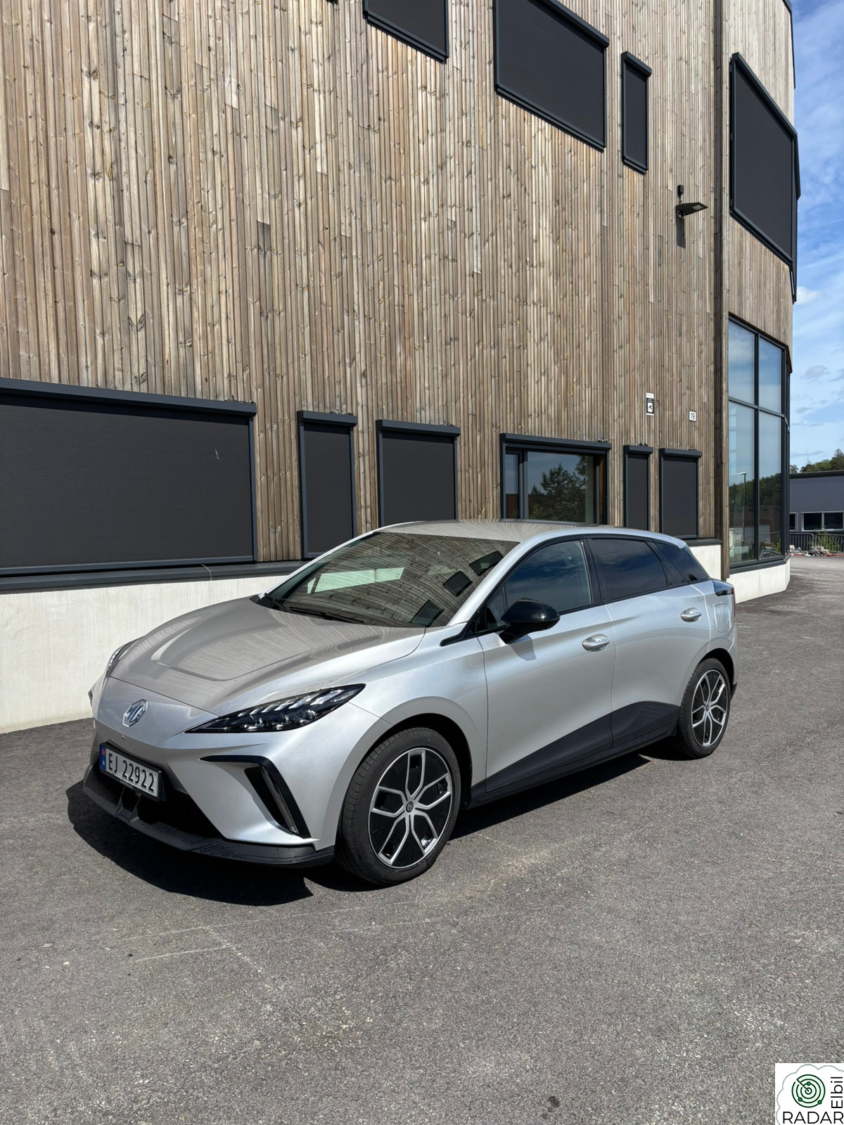 MG MG4 Electric 64kWh Luxury