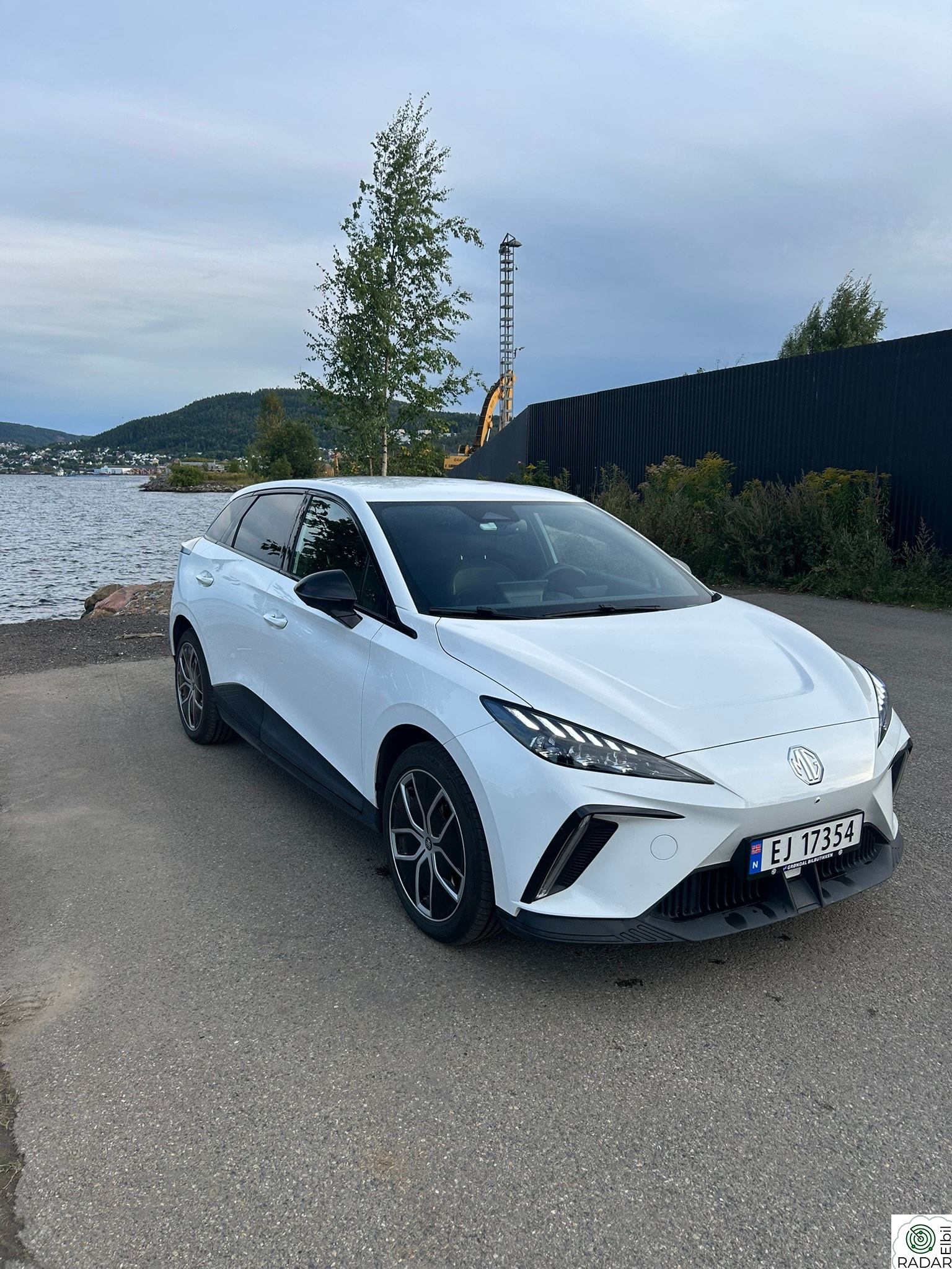 MG MG4 Electric 64kWh Luxury