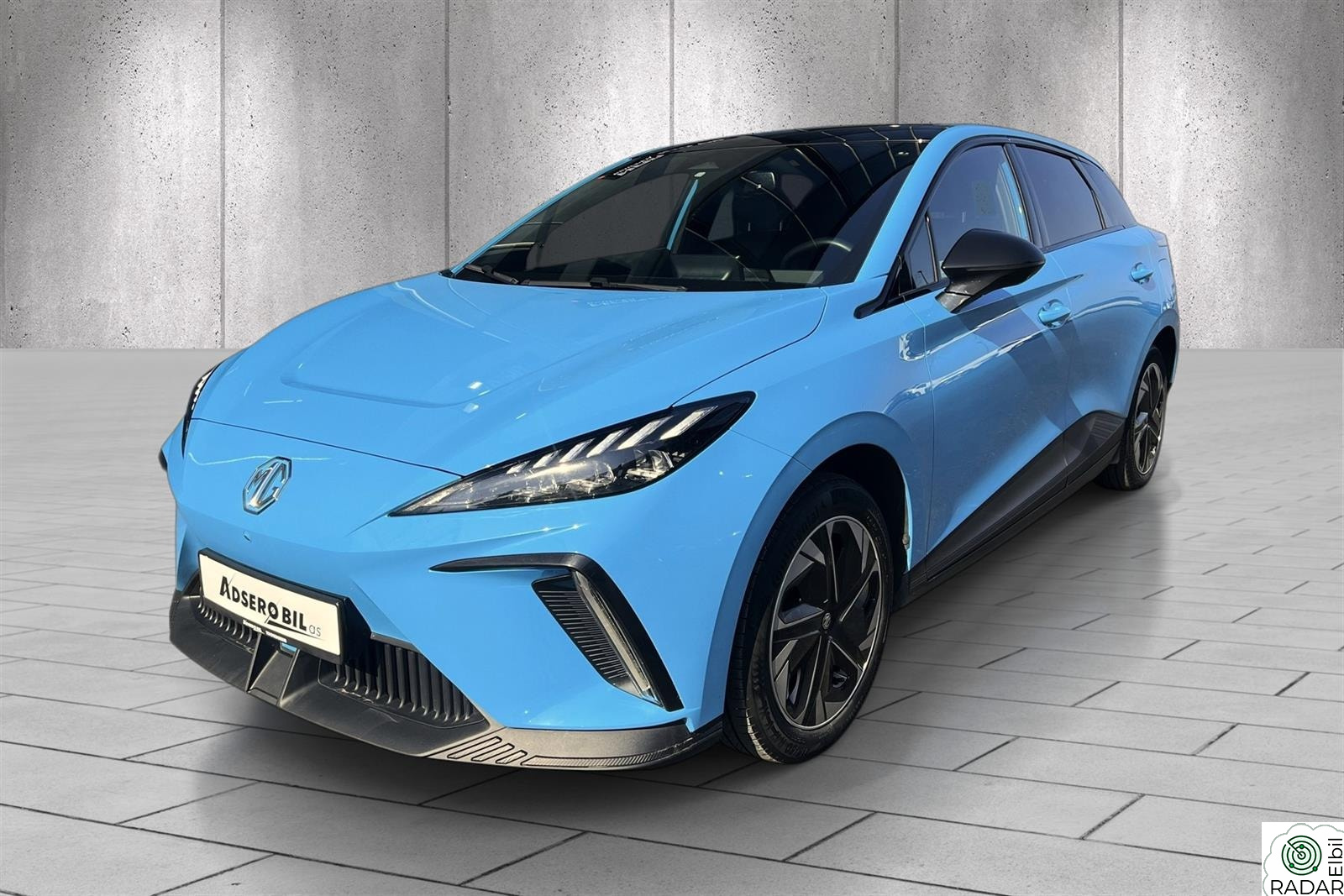 MG MG 4 ELECTRIC LUXURY