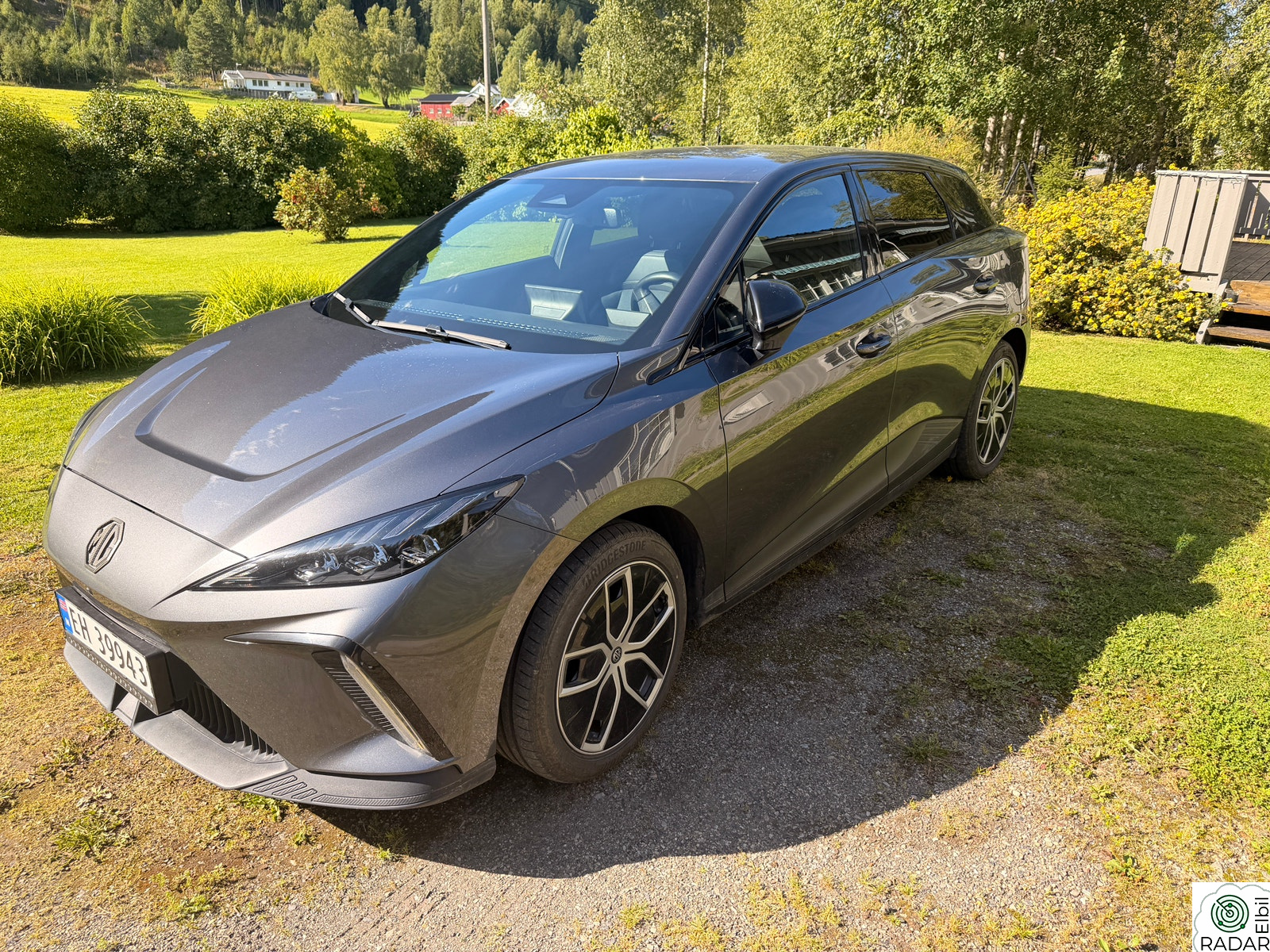 MG MG4 Electric 64kWh Luxury