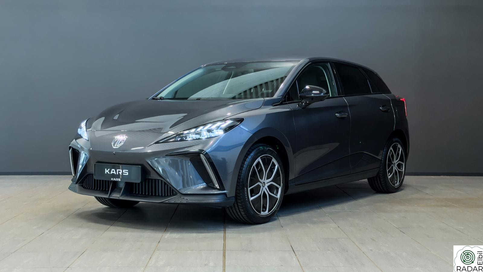 MG MG4 Electric Luxury / 450km WLTP / App / ACC /360° / 0.99% Rente!