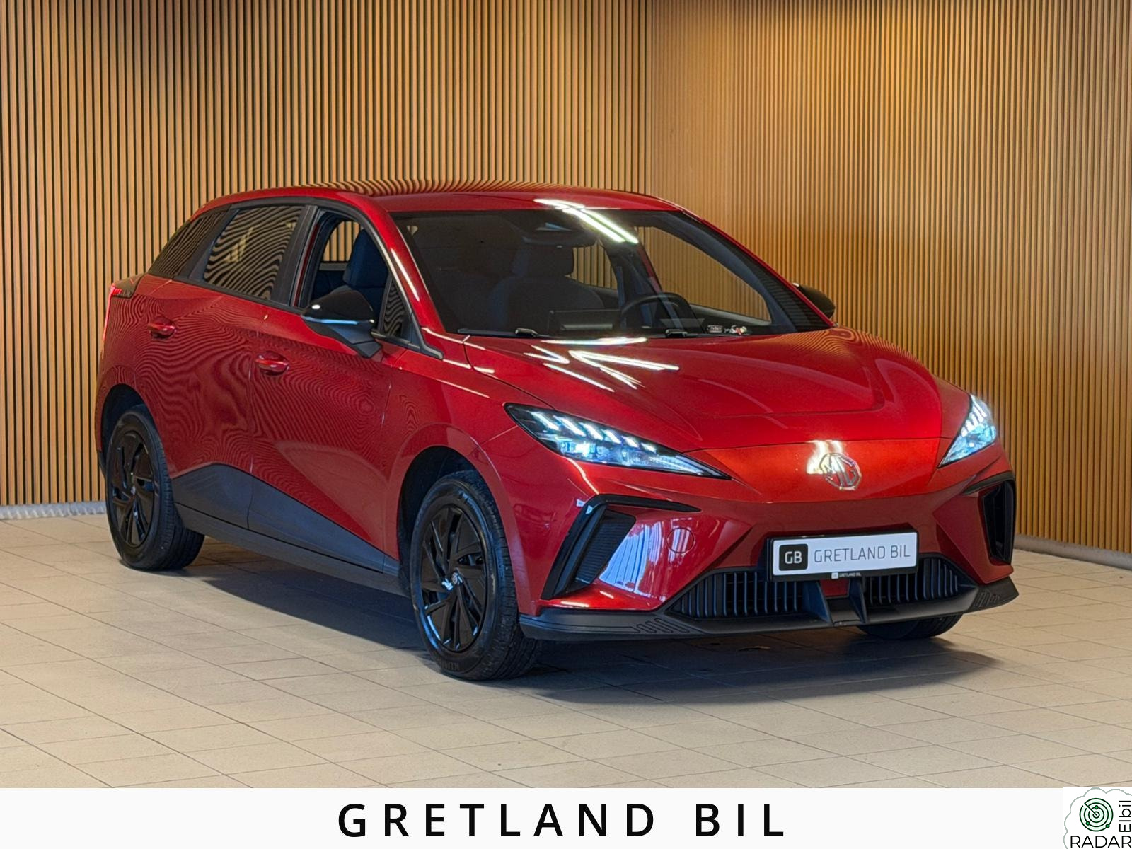 MG MG4 Electric STANDARD/350WLTP/APPLE CARPLAY/DAB/ACC/7 ÅRS GARANTI!