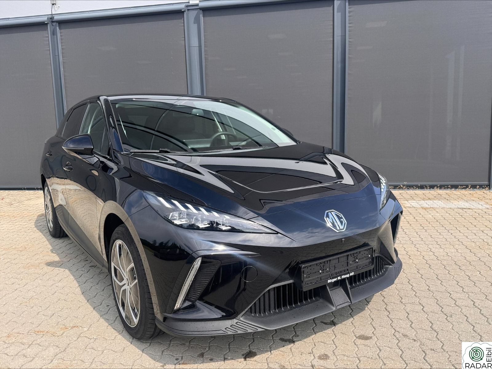 MG MG4 Electric 64kWh Luxury