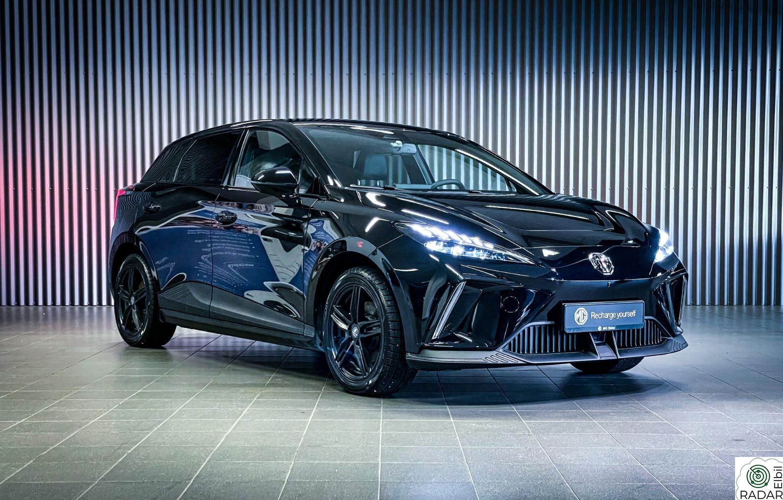 MG MG 4 ELECTRIC Luxury 64KWh 435KM Varmepumpe iSMART 360Kamera Keyless+