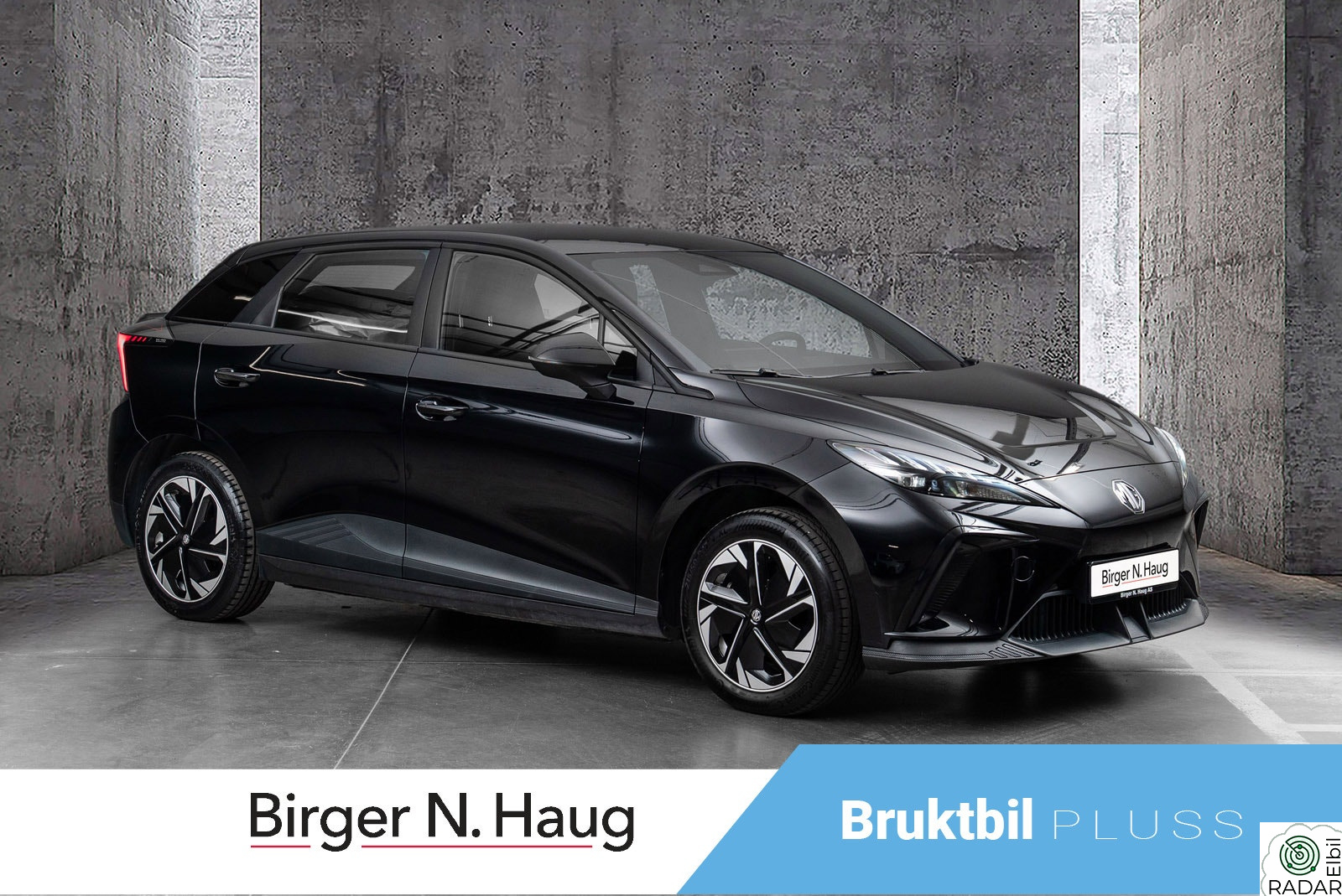 MG MG4 Electric Standard ADAPTIV CRUISE / APPLE CARPLAY / DAB +