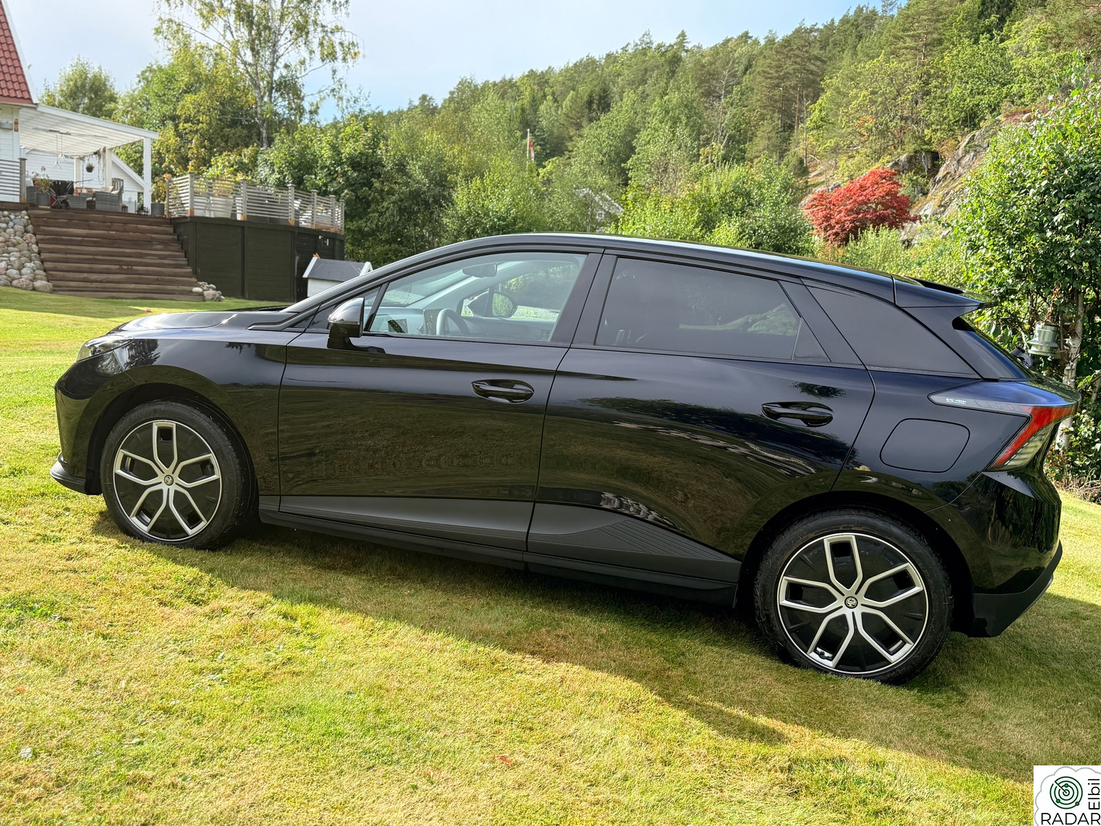 MG MG4 Electric Luxury