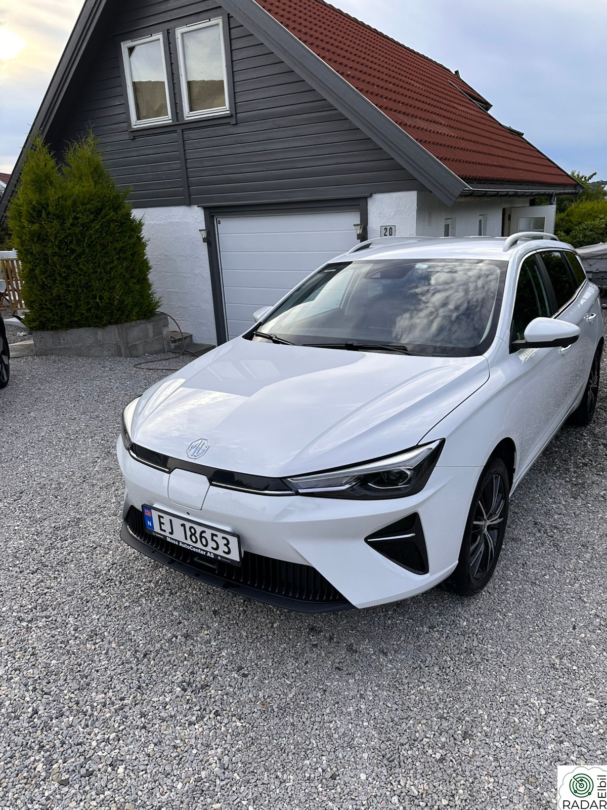 MG MG5 Electric Luxury
