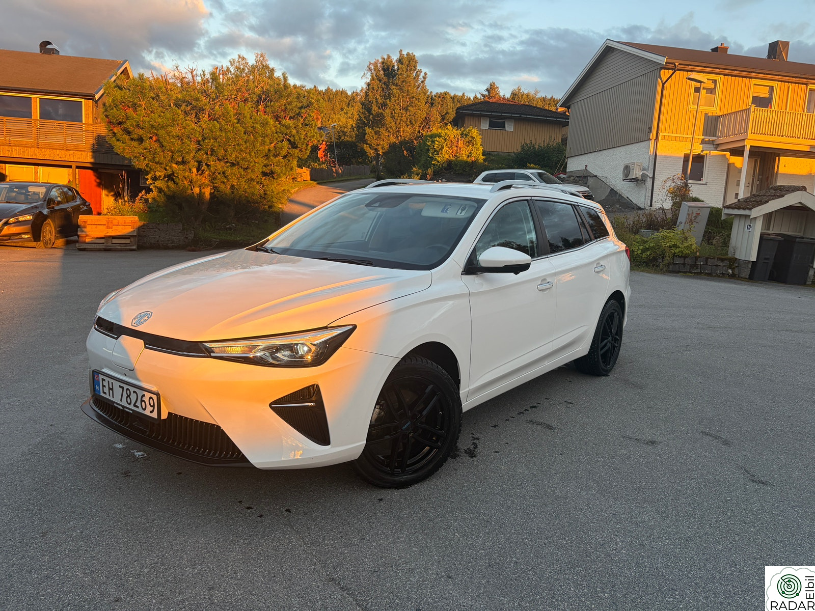 MG MG5 Electric Luxury
