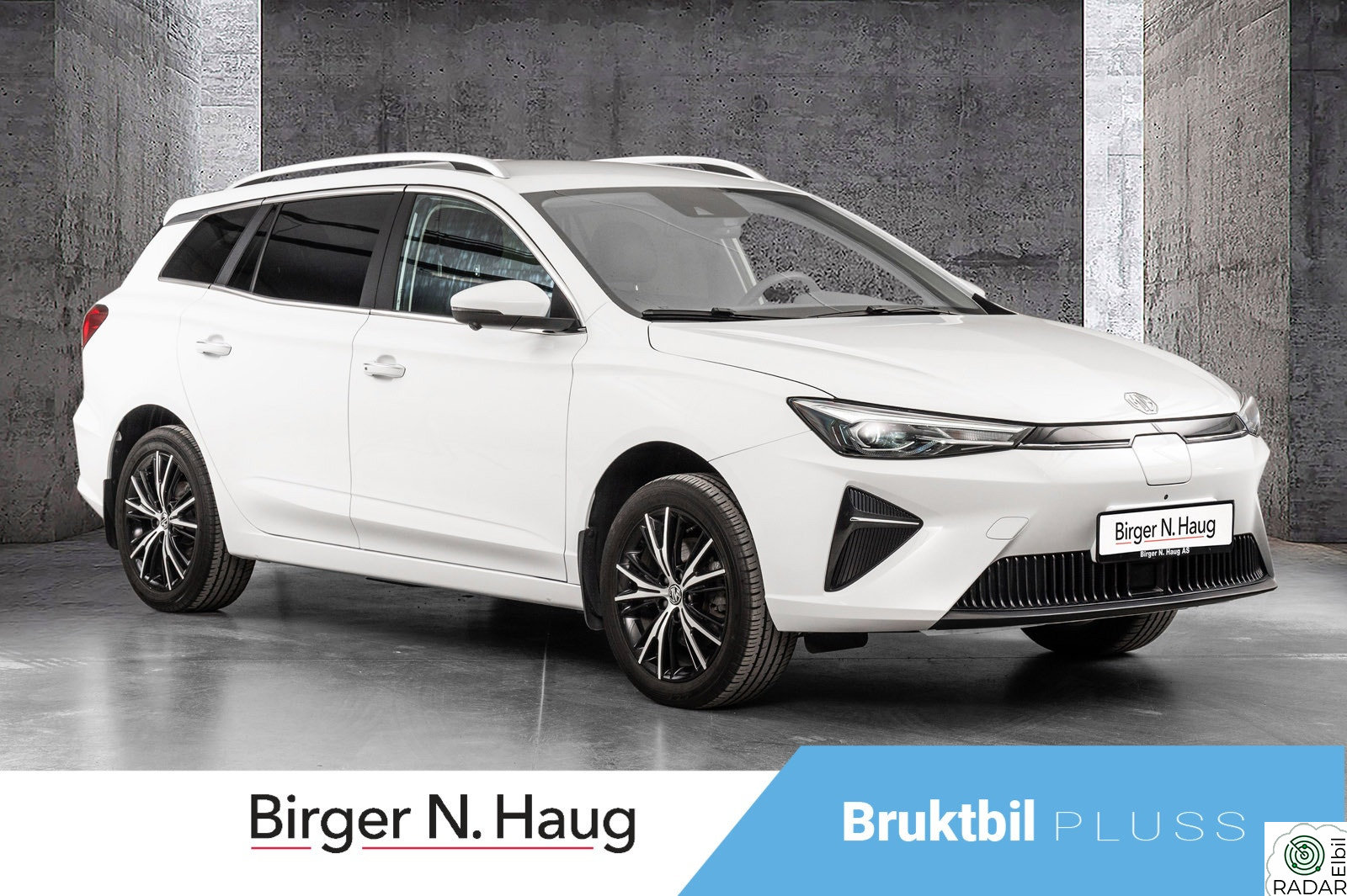 MG MG5 Electric Luxury