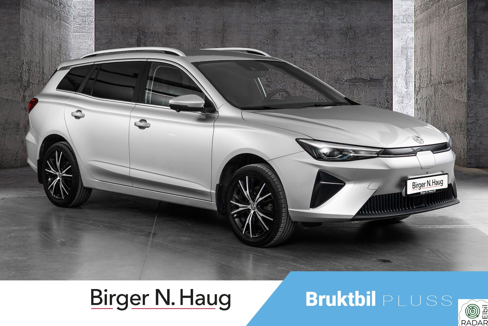 MG MG5 Electric Luxury 360 KAMERA / SKINNSETER / NAVI